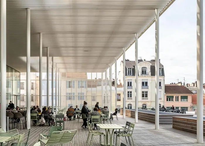 Centre Foirail Evasion - N°1 По